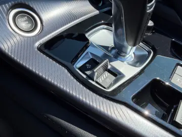 JAGUAR F-TYPE  R-DYNAMIC KAMERA MERIDIAN SPORT-ABGAS