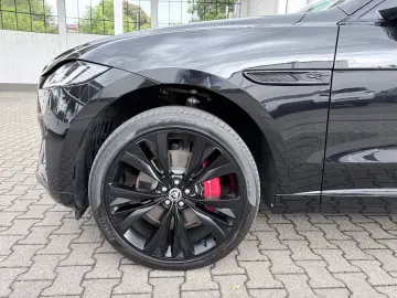 JAGUAR F-Pace R-Dynamic SE AWD PANO STANDH. MEMORY