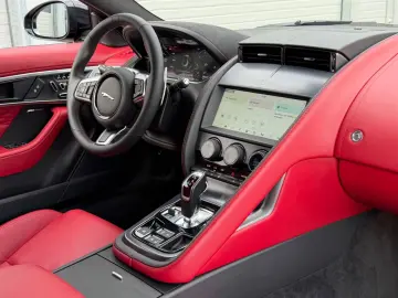 JAGUAR F-Type P450 Coupe R-Dynamic 1Hd Unfallfrei TOP!