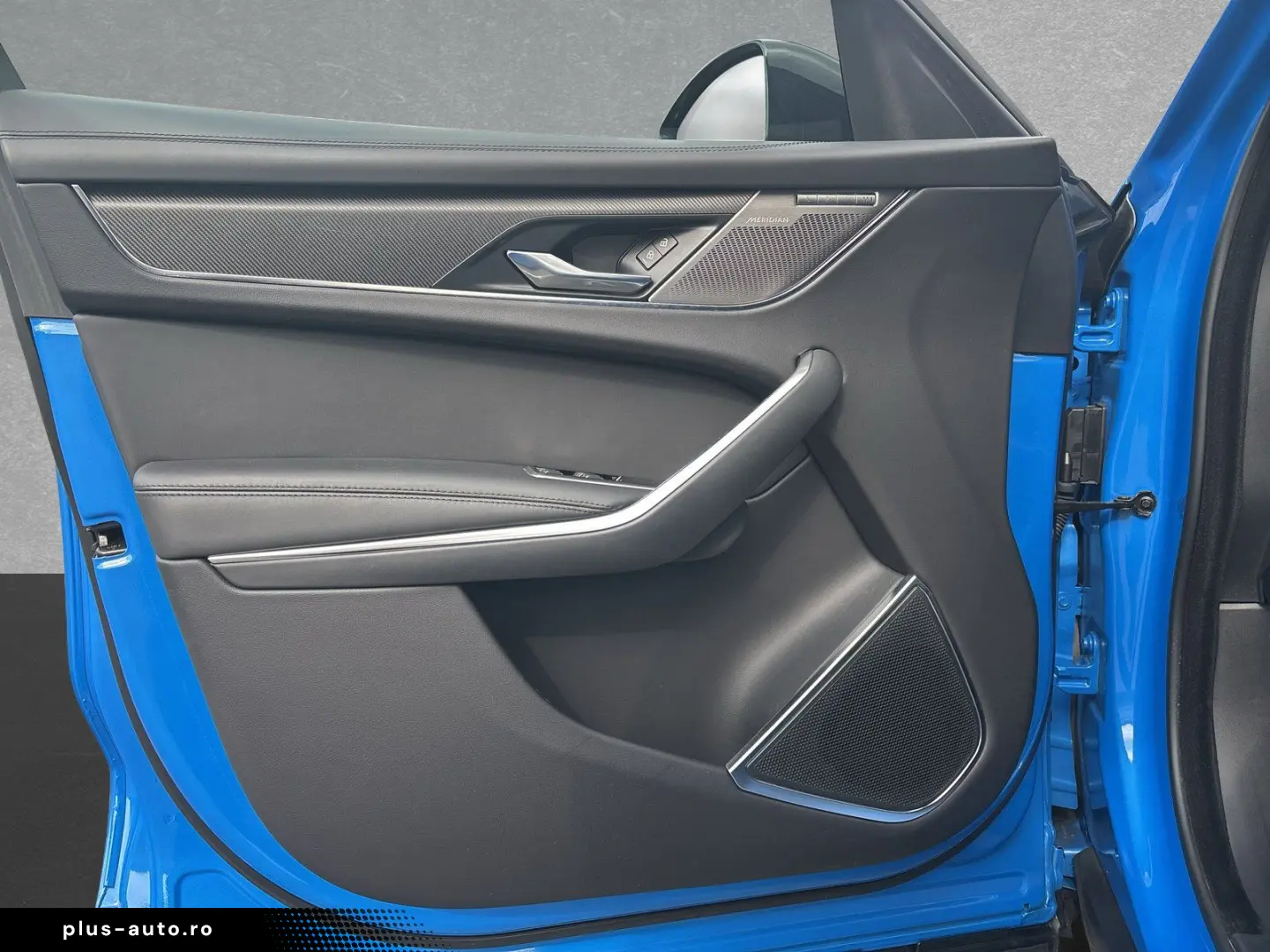 JAGUAR F-Pace P550 AWD SVR 22  Dachreling Karbon-Exter.