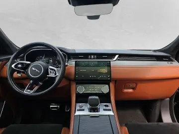 JAGUAR F-Pace P550 SVR
