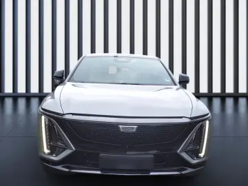 CADILLAC LYRIQ Sport 600e AWD Vollausstattung Panorama