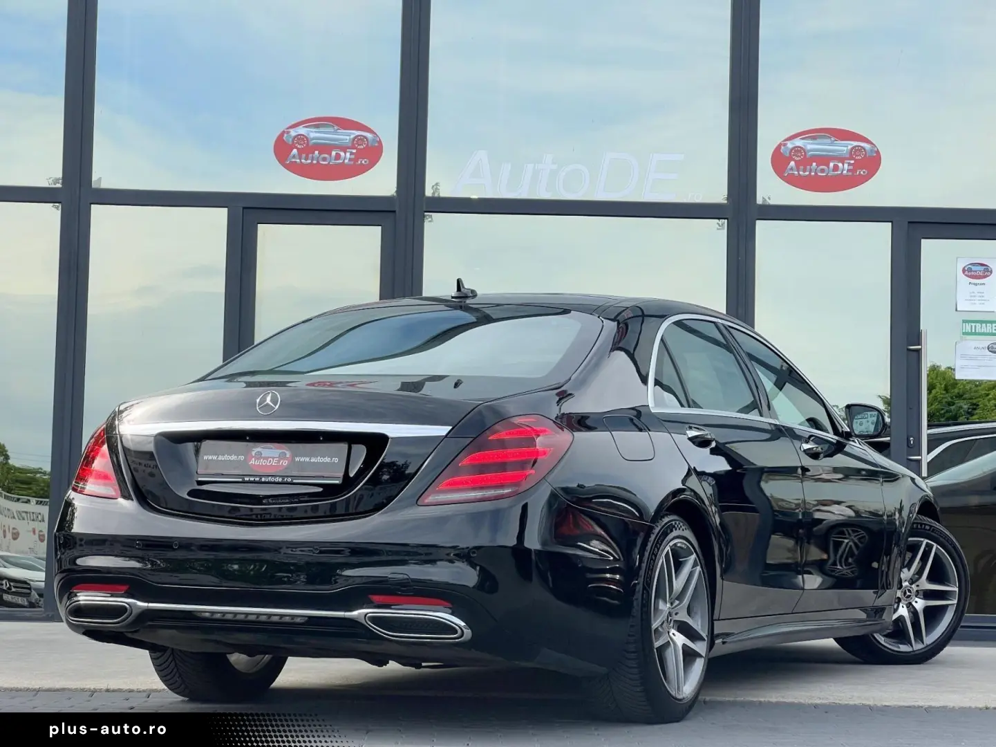 Mercedes-Benz S