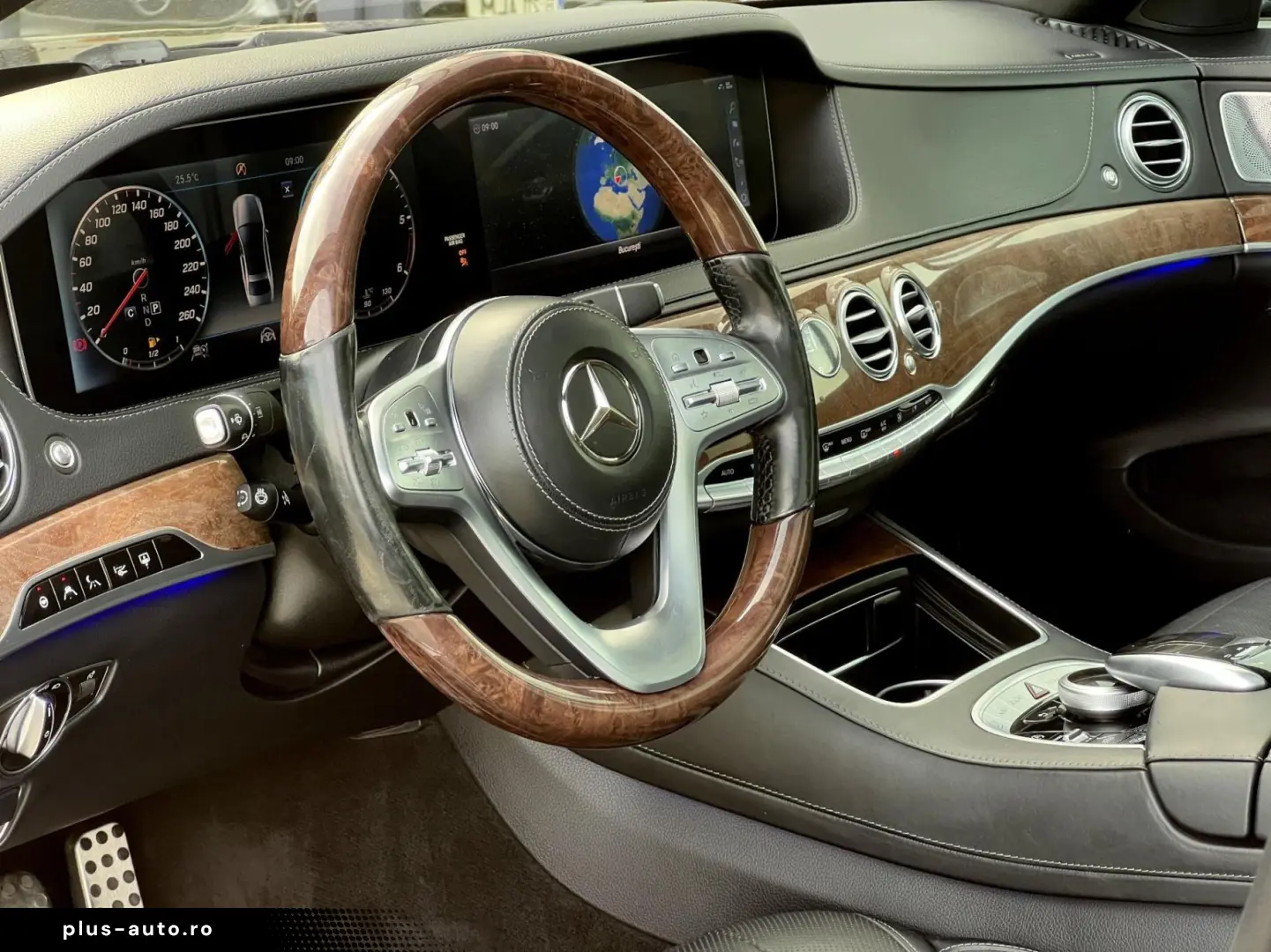 Mercedes-Benz S