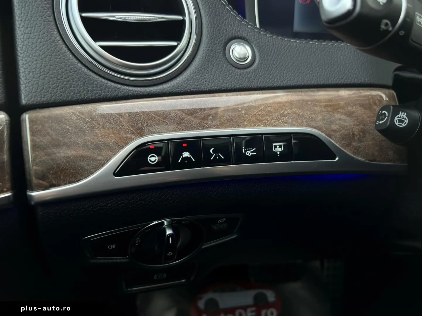 Mercedes-Benz S