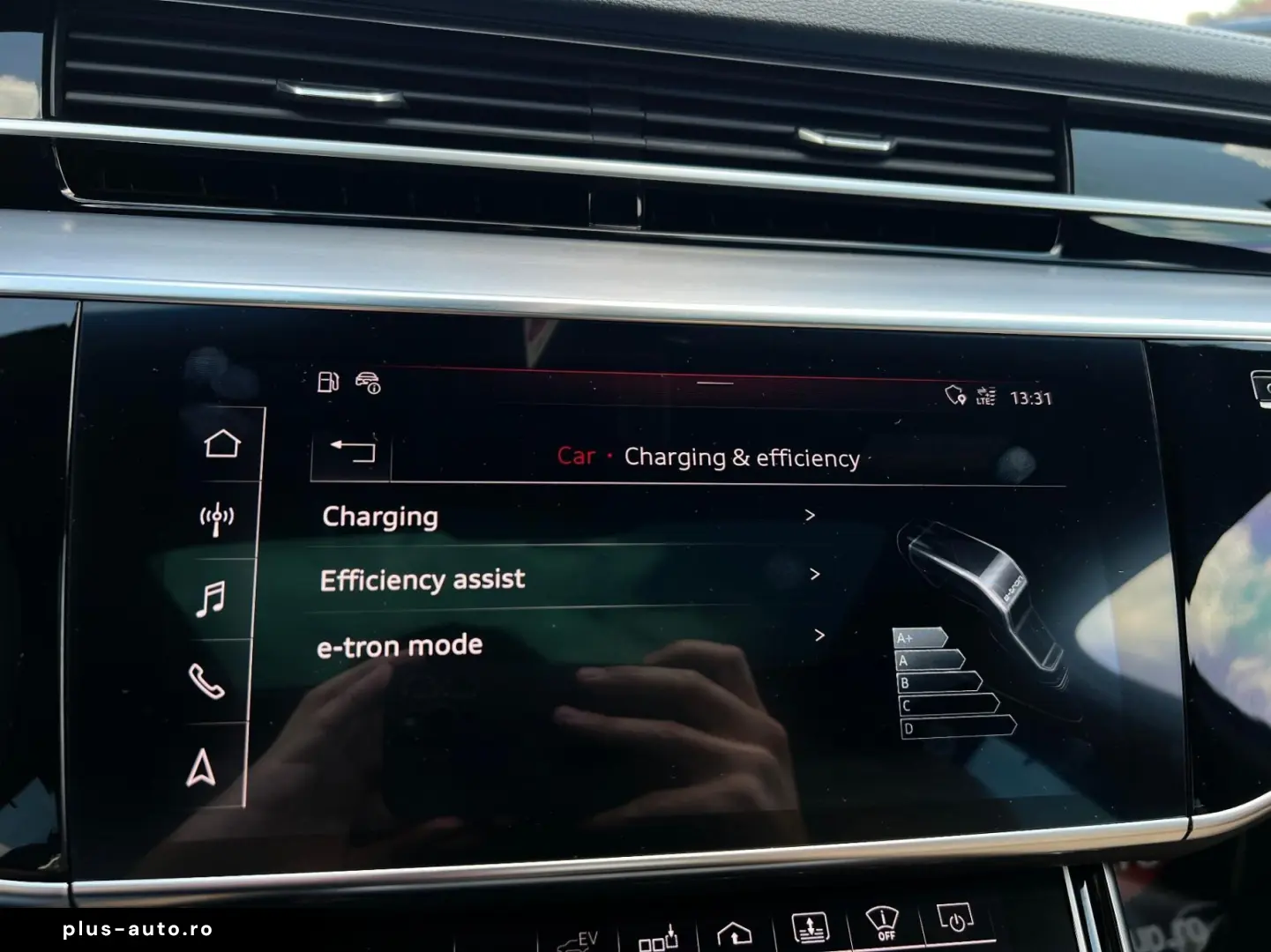 AUDI A8 2019 — imagine 32