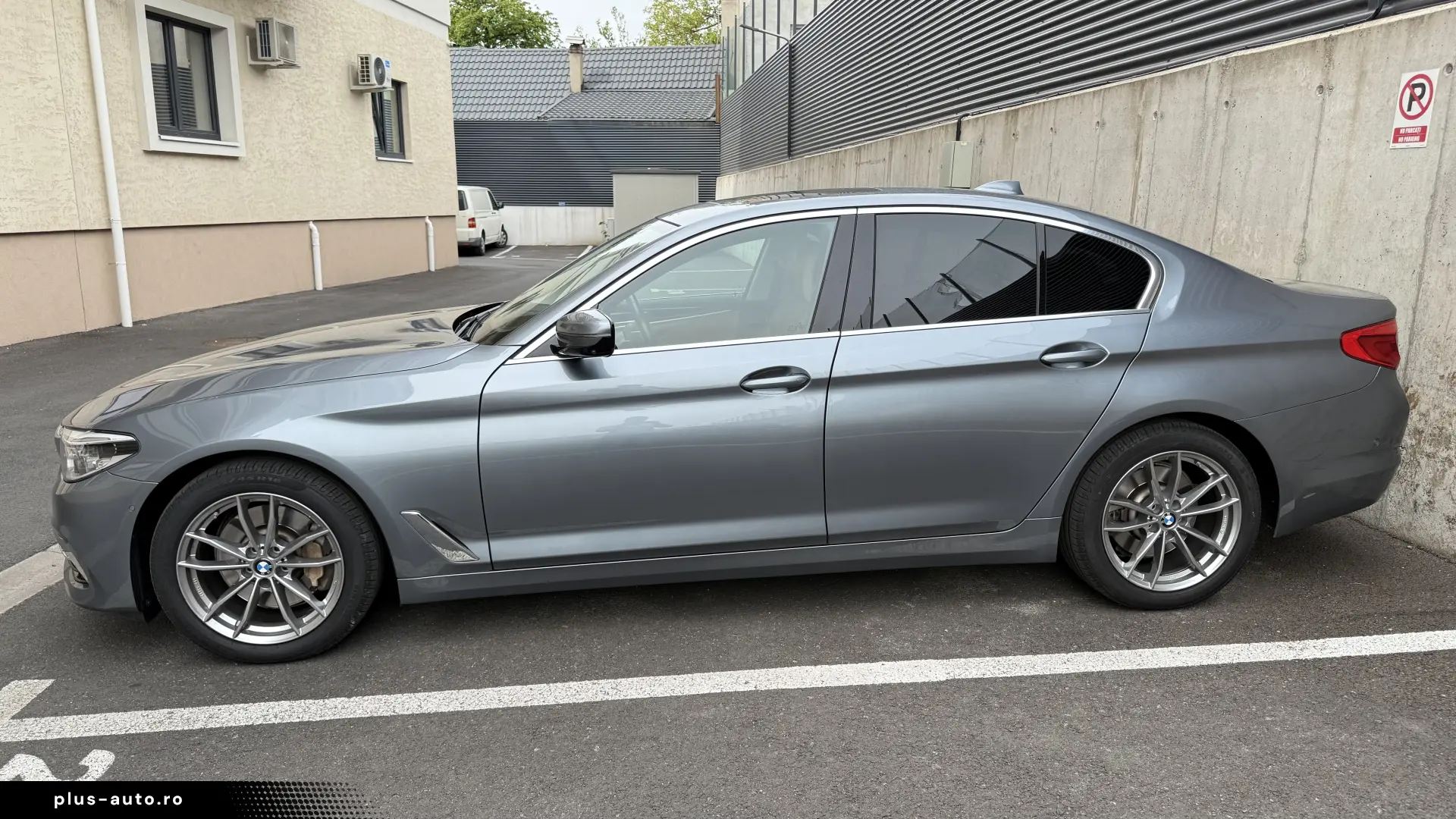 BMW 530