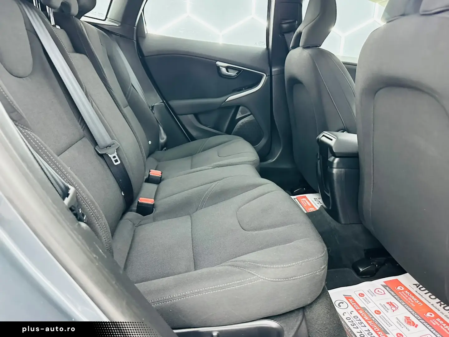 VOLVO V40 2016 2.0D E6 Garantie 12 Luni Rate Avans 0 Doar Cu