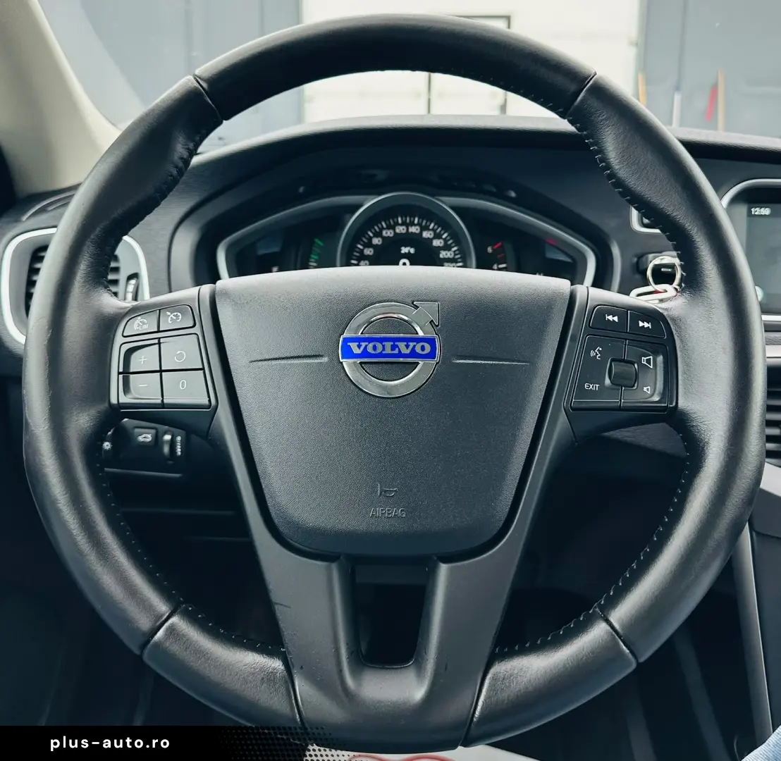 VOLVO V40 2016 2.0D E6 Garantie 12 Luni Rate Avans 0 Doar Cu
