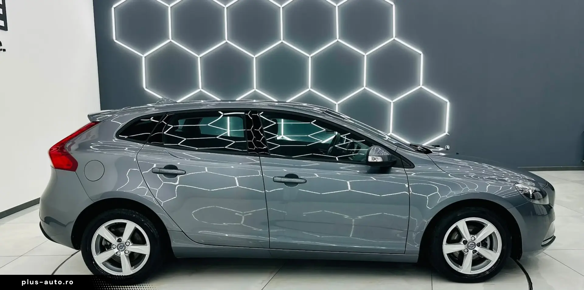 VOLVO V40 2016 2.0D E6 Garantie 12 Luni Rate Avans 0 Doar Cu