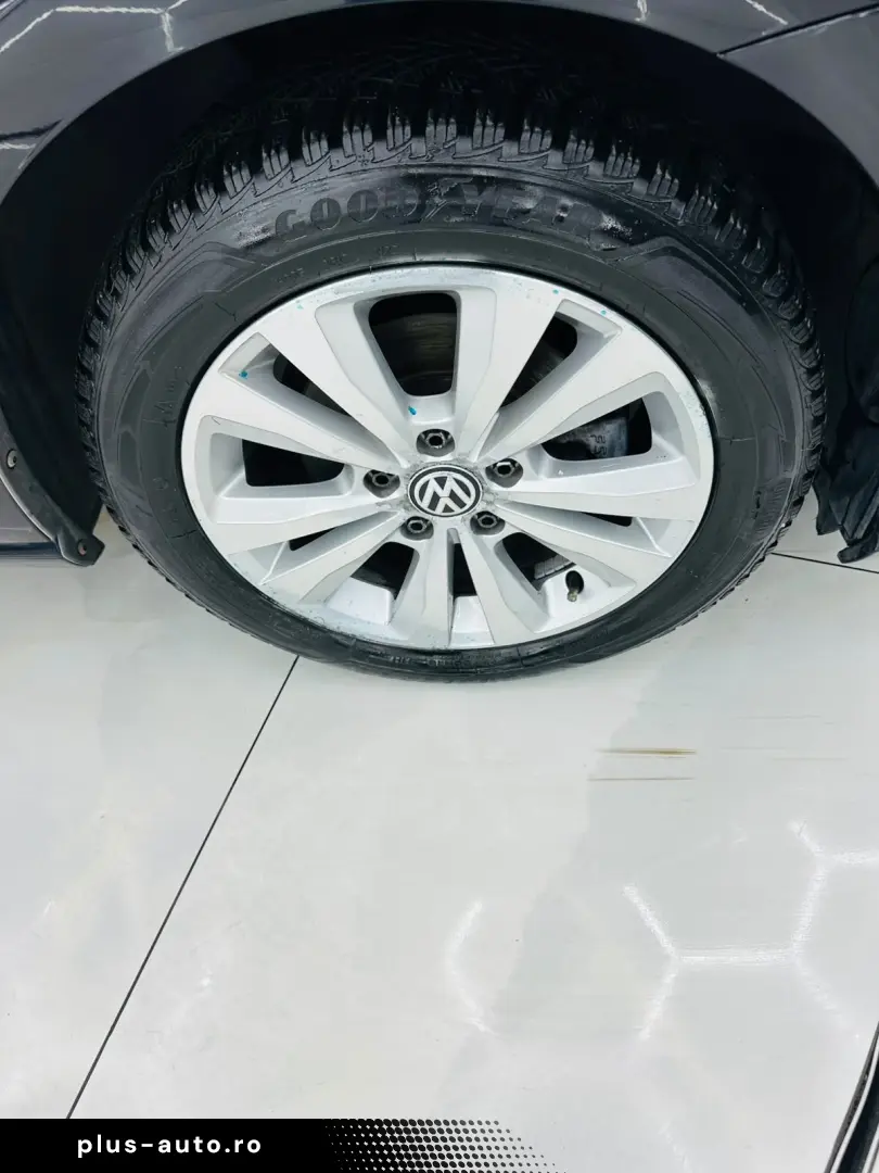 VOLKSWAGEN GOLF 2018 1.6D E6 Garantie 12 Luni Rate Avans 0 D
