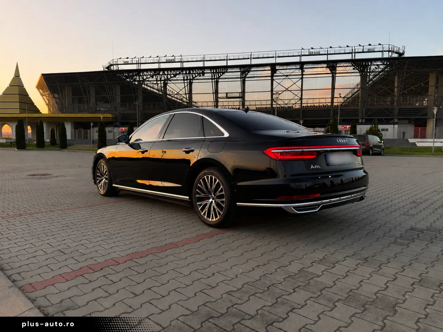AUDI A8 2021 — imagine 4