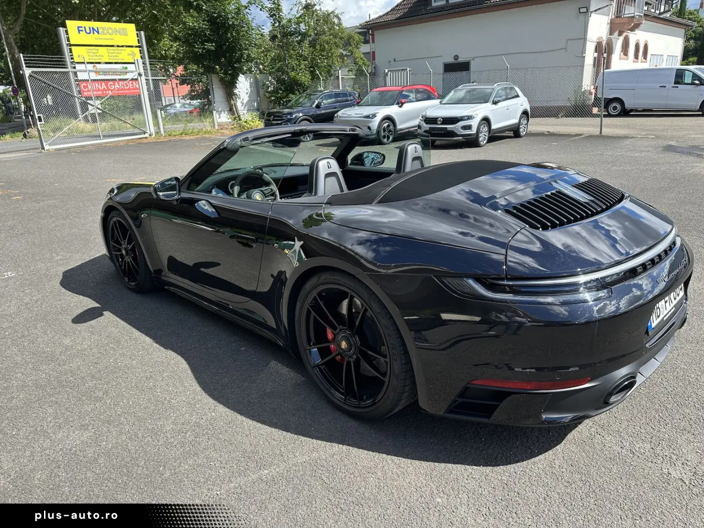 PORSCHE 911 Carrera 4 GTS Cabriolet