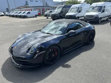 PORSCHE 911 Carrera 4 GTS Cabriolet