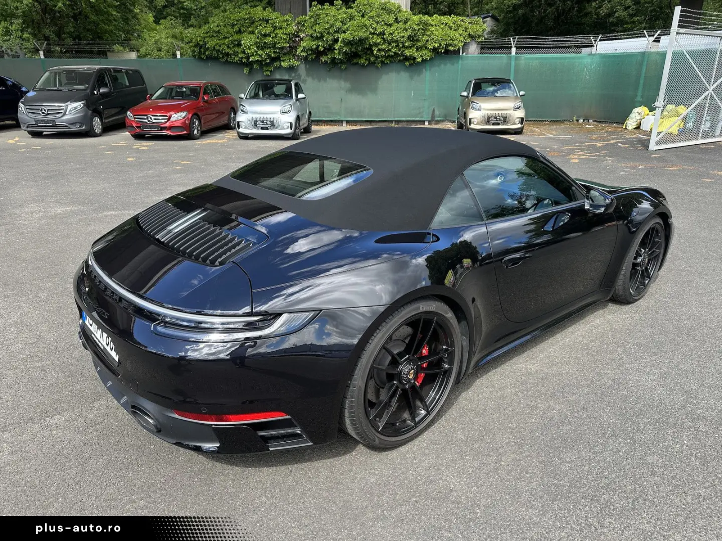 PORSCHE 911 Carrera 4 GTS Cabriolet