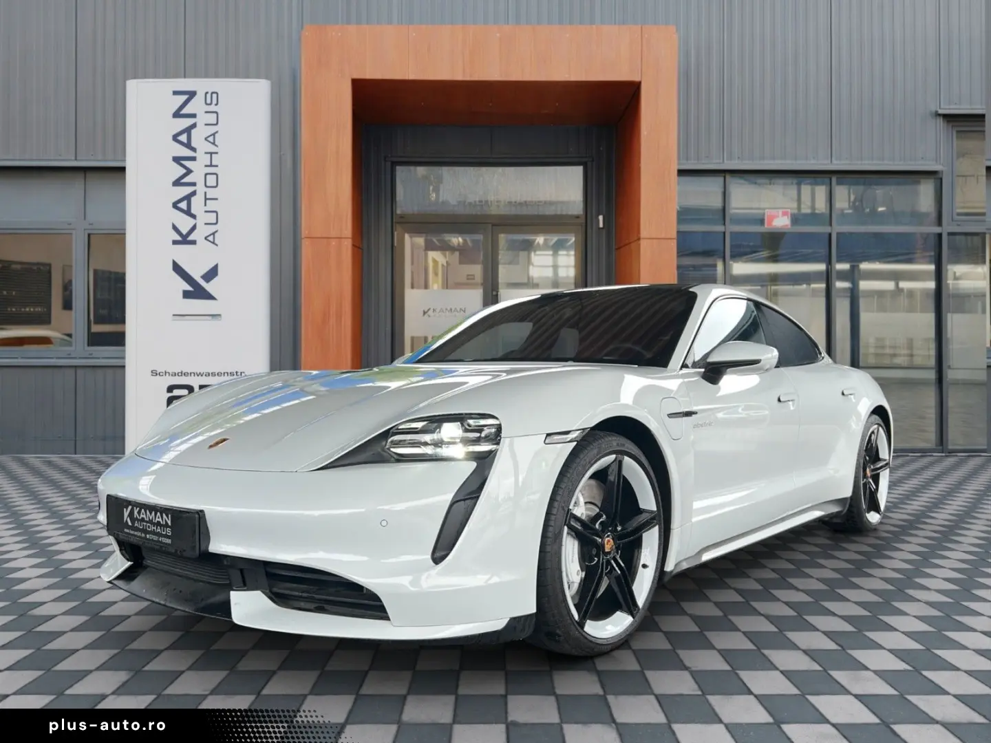 PORSCHE Taycan Turbo Sitzbelüftung 21 Mssion E