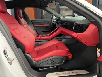 PORSCHE Taycan Turbo Sitzbelüftung 21 Mssion E