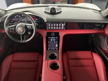 PORSCHE Taycan Turbo Sitzbelüftung 21 Mssion E