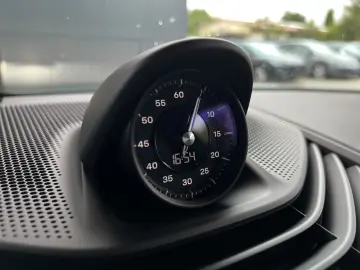 PORSCHE Taycan Turbo Sitzbelüftung 21 Mssion E