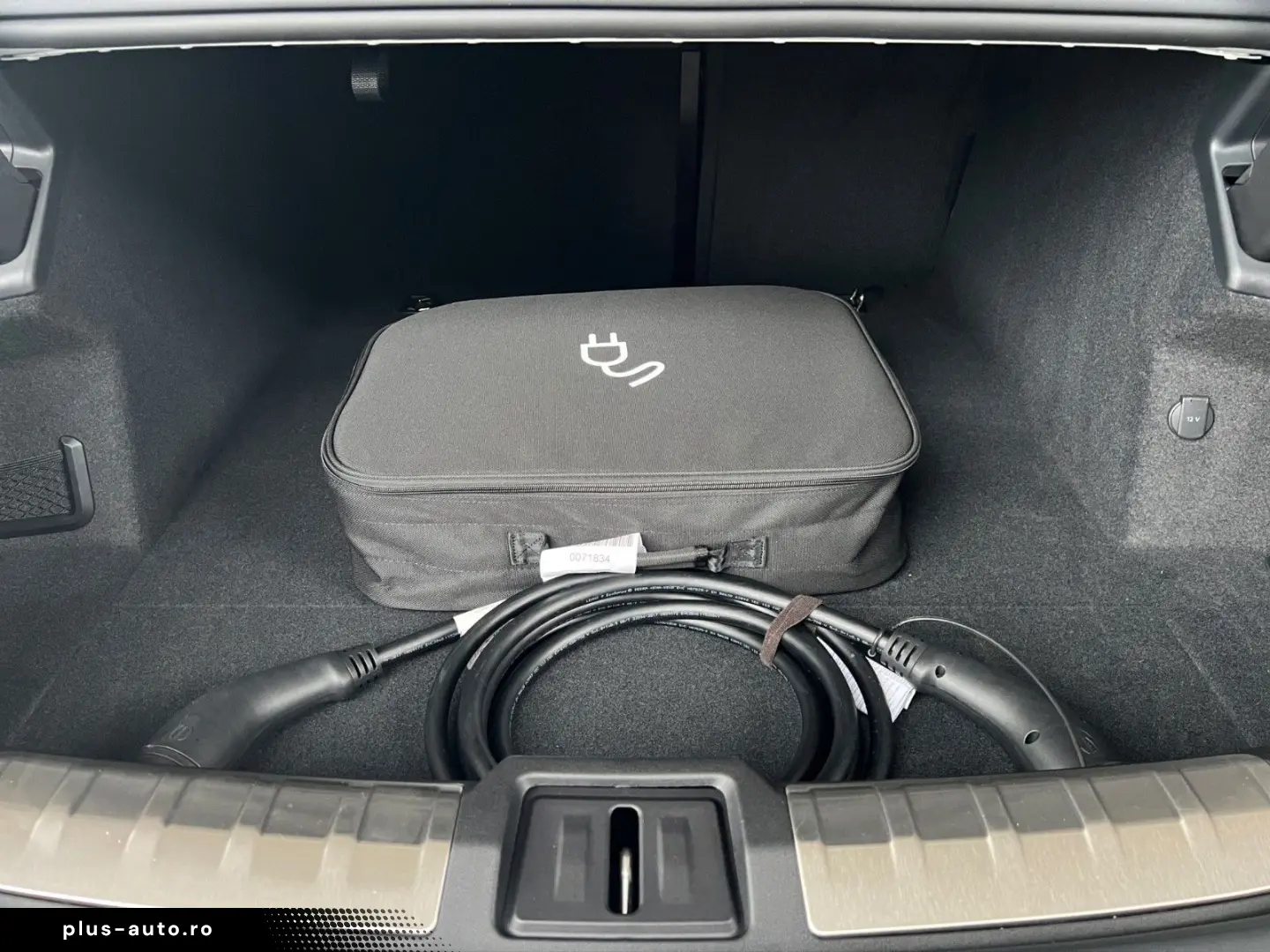 PORSCHE Taycan Turbo Sitzbelüftung 21 Mssion E
