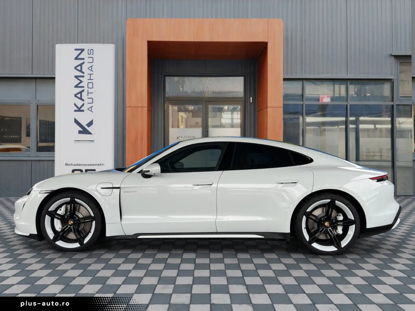 PORSCHE Taycan Turbo Sitzbelüftung 21 Mssion E