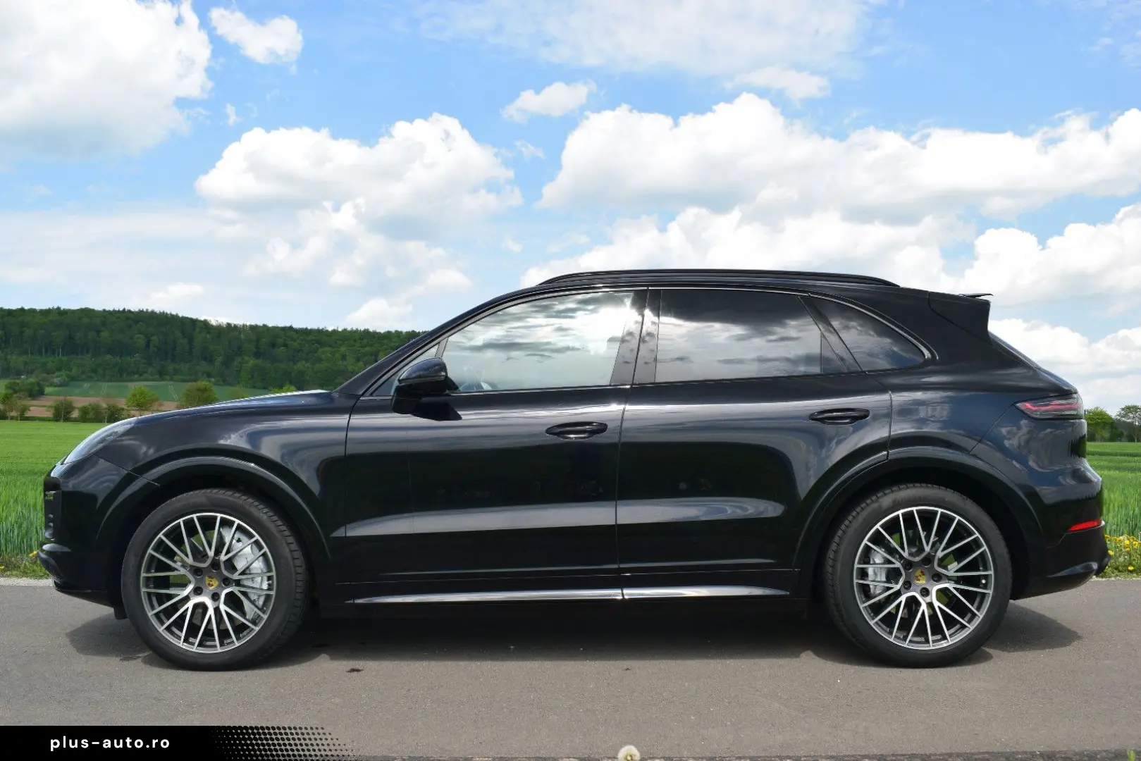 PORSCHE Cayenne Turbo SportDesign 18-W. Pano Chrono 4RL