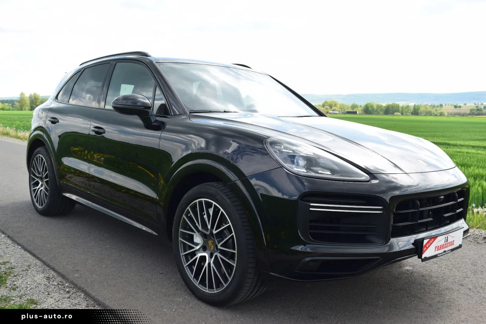 PORSCHE Cayenne Turbo SportDesign 18-W. Pano Chrono 4RL
