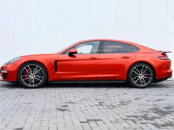 PORSCHE Panamera GTS SOURROUND VIEW PDCC PTVPLUS SOFORT
