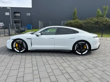 PORSCHE Taycan Turbo S Approved 2 Jahre  21  VOLL Carbon