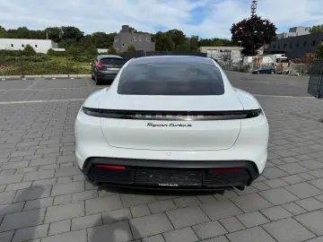 PORSCHE Taycan Turbo S Approved 2 Jahre  21  VOLL Carbon