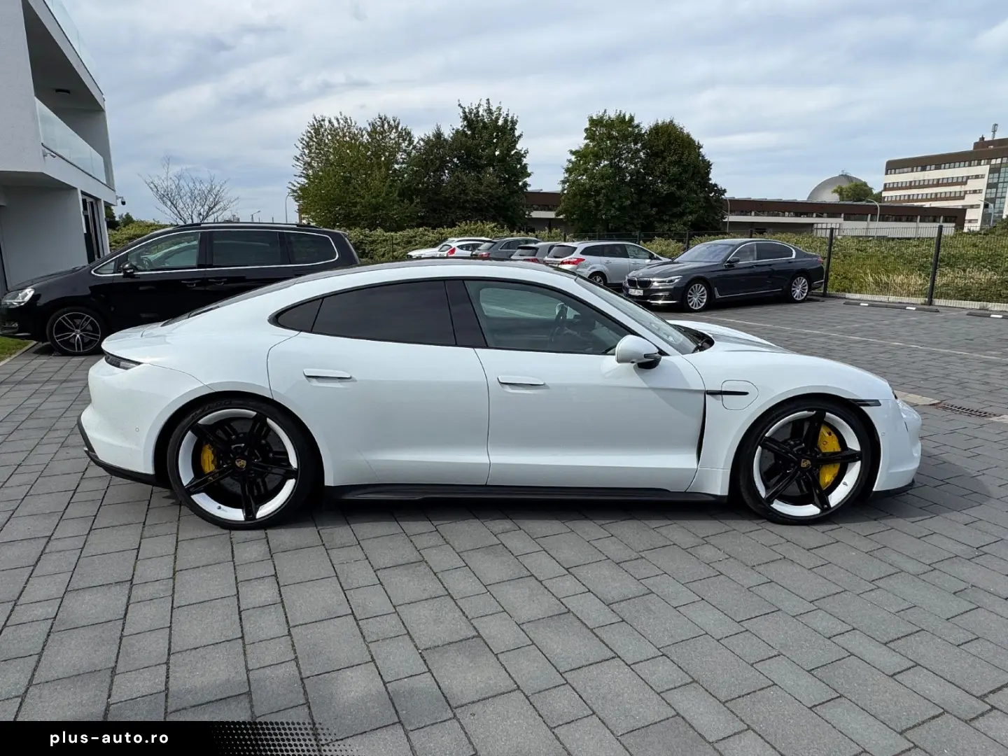 PORSCHE Taycan Turbo S Approved 2 Jahre  21  VOLL Carbon
