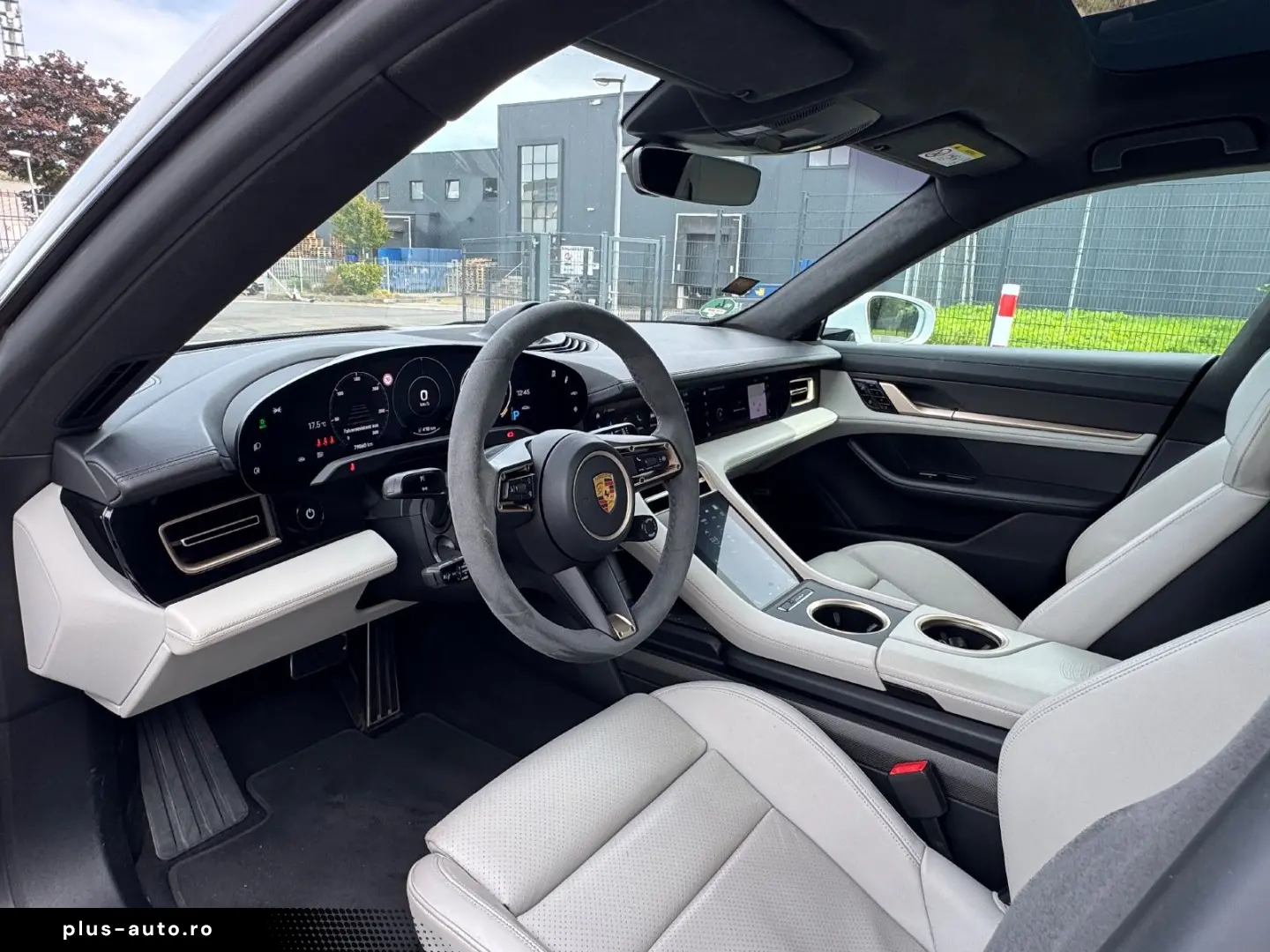 PORSCHE Taycan Turbo S Approved 2 Jahre  21  VOLL Carbon
