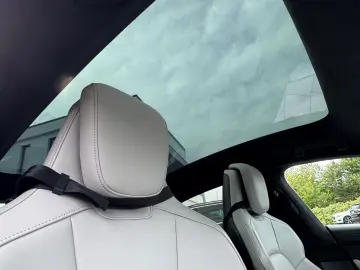 PORSCHE Taycan Turbo S Approved 2 Jahre  21  VOLL Carbon