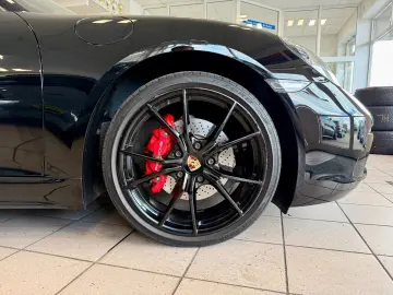 PORSCHE 718 Boxster S PDK Sportabgas 20Zoll AppleCarPlay