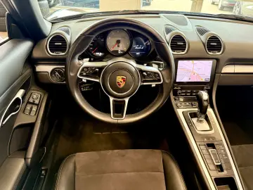 PORSCHE 718 Boxster S PDK Sportabgas 20Zoll AppleCarPlay