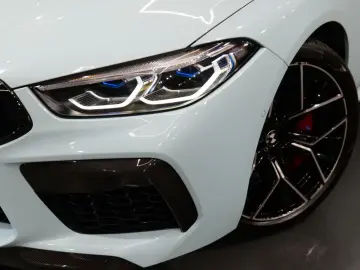 BMW M8 Cabrio Competition  M-Drivers B&W 360  MwSt