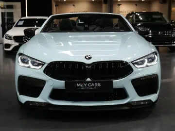 BMW M8 Cabrio Competition  M-Drivers B&W 360  MwSt