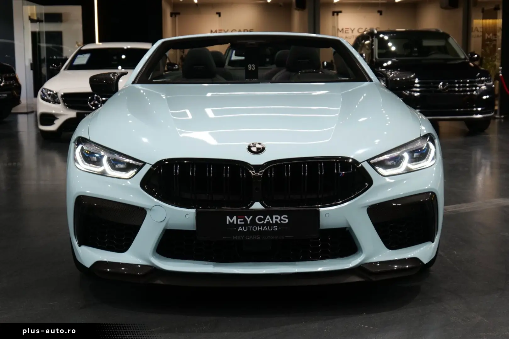 BMW M8 Cabrio Competition  M-Drivers B&W 360  MwSt