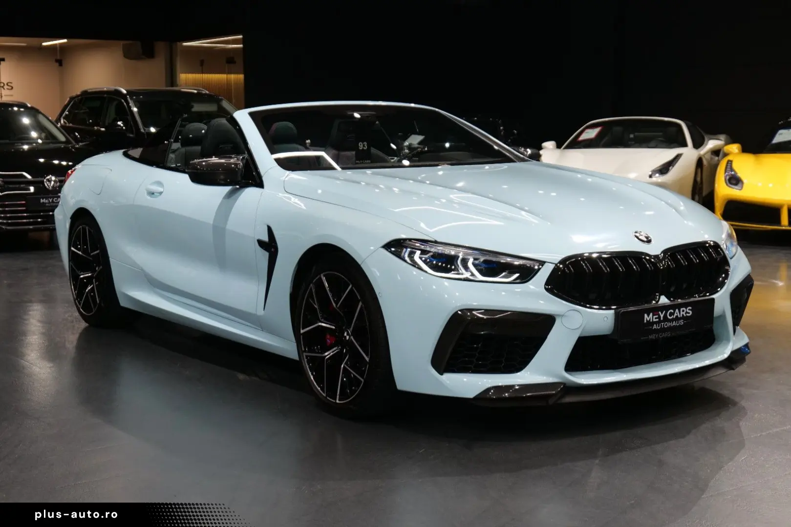 BMW M8 Cabrio Competition  M-Drivers B&W 360  MwSt