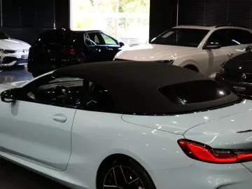 BMW M8 Cabrio Competition  M-Drivers B&W 360  MwSt