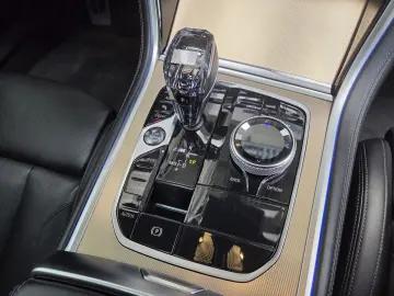 BMW M850i xDrive Gran Coupe Edition Golden Thunder