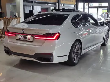 BMW 745 L e M Sport INDIVIDUAL Executive Lounge