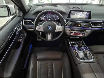 BMW 745 L e M Sport INDIVIDUAL Executive Lounge