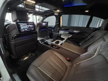 BMW 745 L e M Sport INDIVIDUAL Executive Lounge