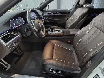 BMW 745 L e M Sport INDIVIDUAL Executive Lounge