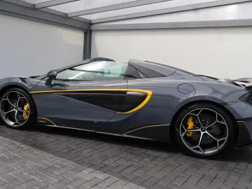 MCLAREN 600LT Spider FullCarbon Racingseats Lift RFK