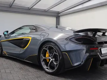 MCLAREN 600LT Spider FullCarbon Racingseats Lift RFK