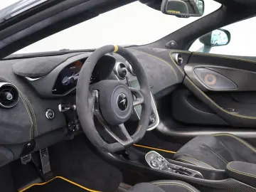 MCLAREN 600LT Spider FullCarbon Racingseats Lift RFK
