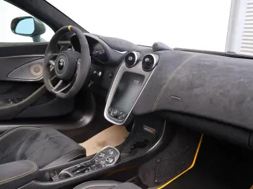 MCLAREN 600LT Spider FullCarbon Racingseats Lift RFK