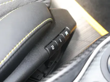 MCLAREN 600LT Spider FullCarbon Racingseats Lift RFK